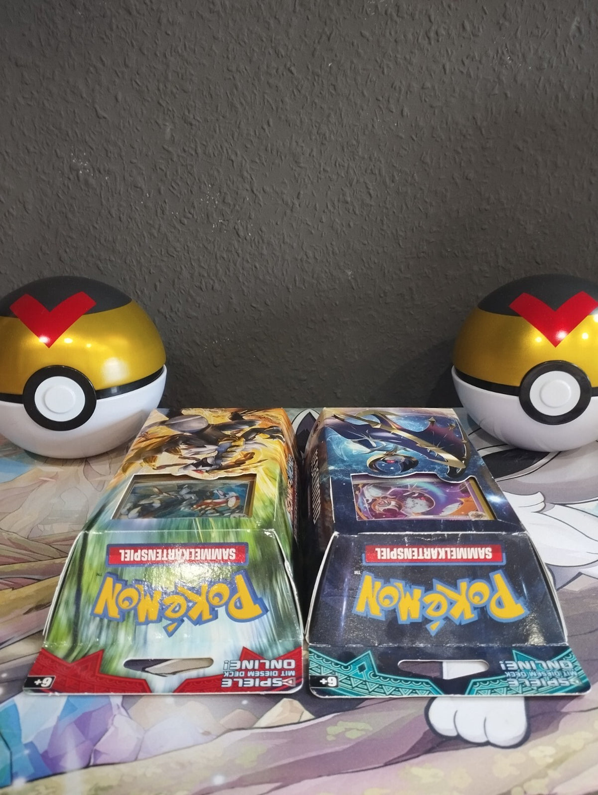 Pokémon Stunde der Wächter Aufziehen der Sturmröte Themendeck x2 Neu OVP DE Set